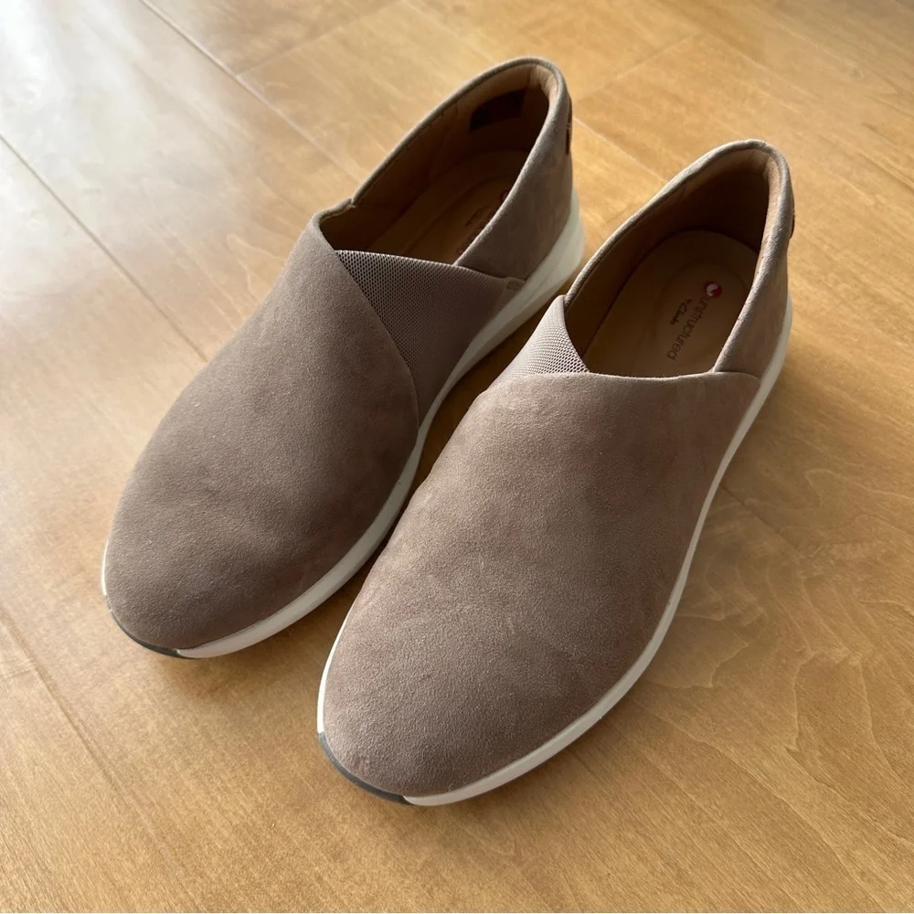 Clarks Womens Un Rio Rise Loafer, Pebble Suede, Slip On Sneaker, Size 8.5
